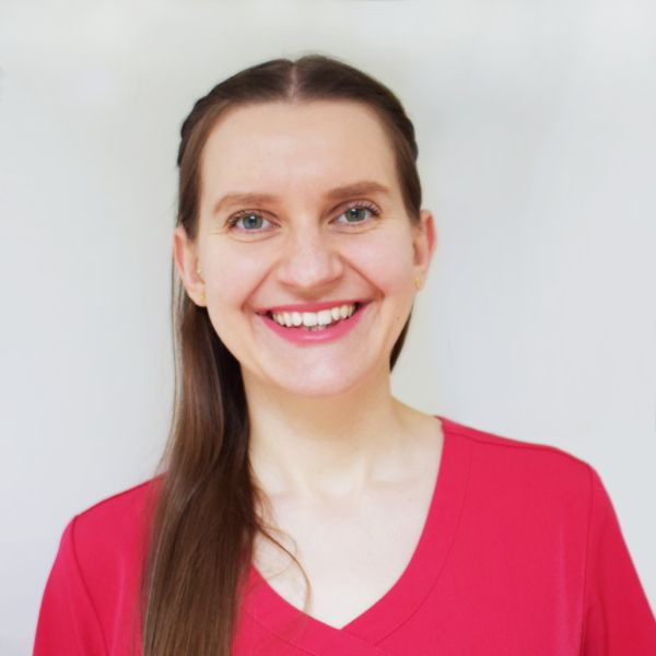 Dominika Sauzay, Physiothérapeute spécialisée en rééducation pelvi-périnéale